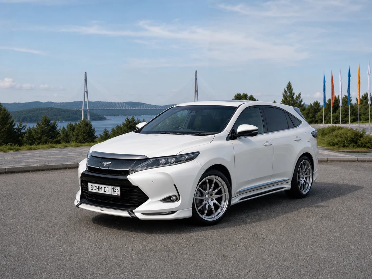 Toyota Harrier 2023 во Владивостоке